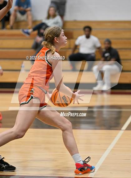Thumbnail 2 in Seminole @ Tarpon Springs photogallery.