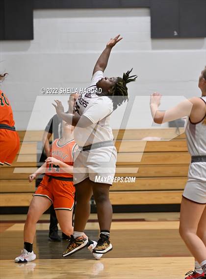 Thumbnail 2 in Seminole @ Tarpon Springs photogallery.