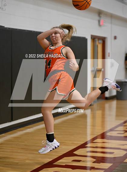 Thumbnail 3 in Seminole @ Tarpon Springs photogallery.