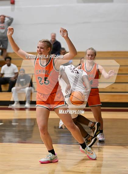 Thumbnail 2 in Seminole @ Tarpon Springs photogallery.