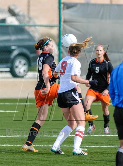 Thumbnail 2 in Albuquerque Academy @ Aztec (NMAA Class 4A Finals)  photogallery.