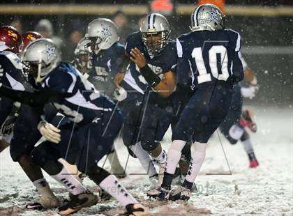 Thumbnail 2 in St. Joseph vs. Hillhouse (CIAC Class M Quarterfinal) photogallery.