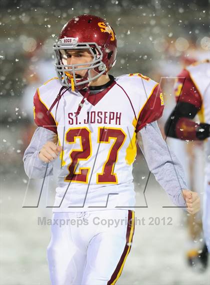 Thumbnail 2 in St. Joseph vs. Hillhouse (CIAC Class M Quarterfinal) photogallery.