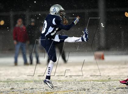 Thumbnail 3 in St. Joseph vs. Hillhouse (CIAC Class M Quarterfinal) photogallery.