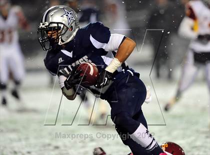 Thumbnail 2 in St. Joseph vs. Hillhouse (CIAC Class M Quarterfinal) photogallery.