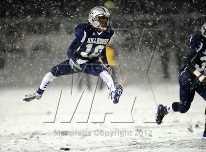 Thumbnail 3 in St. Joseph vs. Hillhouse (CIAC Class M Quarterfinal) photogallery.