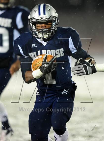 Thumbnail 3 in St. Joseph vs. Hillhouse (CIAC Class M Quarterfinal) photogallery.