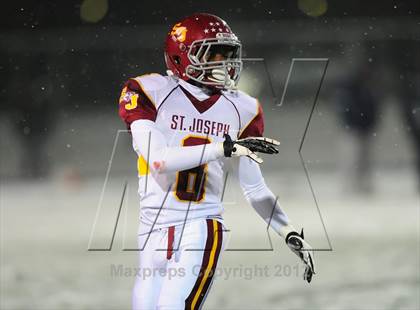 Thumbnail 3 in St. Joseph vs. Hillhouse (CIAC Class M Quarterfinal) photogallery.