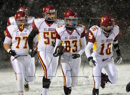 Thumbnail 1 in St. Joseph vs. Hillhouse (CIAC Class M Quarterfinal) photogallery.