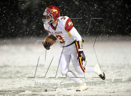Thumbnail 2 in St. Joseph vs. Hillhouse (CIAC Class M Quarterfinal) photogallery.