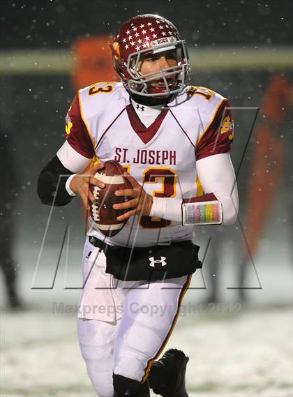 Thumbnail 3 in St. Joseph vs. Hillhouse (CIAC Class M Quarterfinal) photogallery.