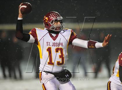 Thumbnail 3 in St. Joseph vs. Hillhouse (CIAC Class M Quarterfinal) photogallery.
