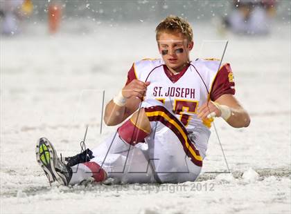Thumbnail 1 in St. Joseph vs. Hillhouse (CIAC Class M Quarterfinal) photogallery.