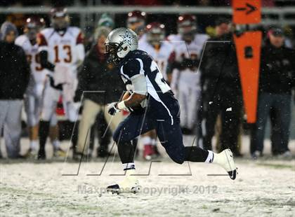 Thumbnail 2 in St. Joseph vs. Hillhouse (CIAC Class M Quarterfinal) photogallery.