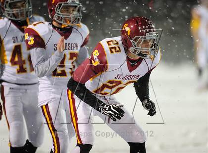 Thumbnail 3 in St. Joseph vs. Hillhouse (CIAC Class M Quarterfinal) photogallery.
