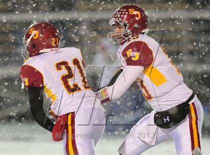 Thumbnail 2 in St. Joseph vs. Hillhouse (CIAC Class M Quarterfinal) photogallery.