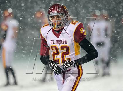 Thumbnail 1 in St. Joseph vs. Hillhouse (CIAC Class M Quarterfinal) photogallery.