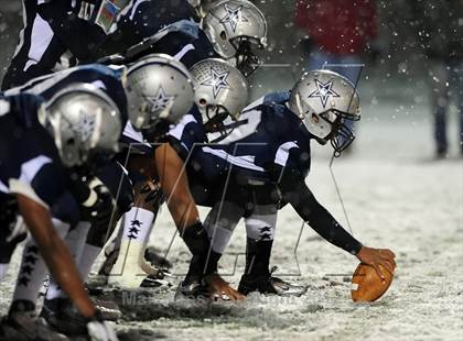 Thumbnail 2 in St. Joseph vs. Hillhouse (CIAC Class M Quarterfinal) photogallery.