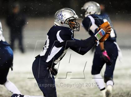 Thumbnail 3 in St. Joseph vs. Hillhouse (CIAC Class M Quarterfinal) photogallery.