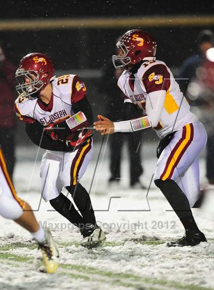 Thumbnail 1 in St. Joseph vs. Hillhouse (CIAC Class M Quarterfinal) photogallery.
