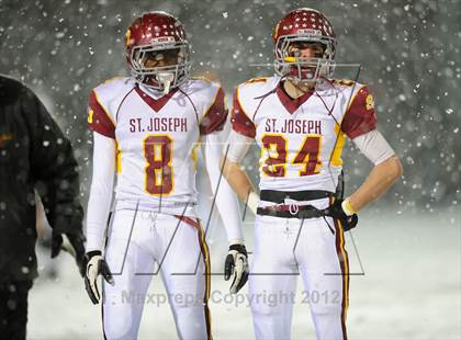 Thumbnail 2 in St. Joseph vs. Hillhouse (CIAC Class M Quarterfinal) photogallery.