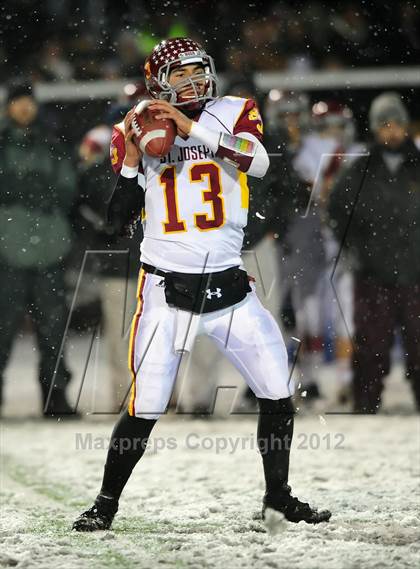 Thumbnail 2 in St. Joseph vs. Hillhouse (CIAC Class M Quarterfinal) photogallery.