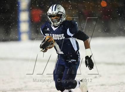 Thumbnail 1 in St. Joseph vs. Hillhouse (CIAC Class M Quarterfinal) photogallery.