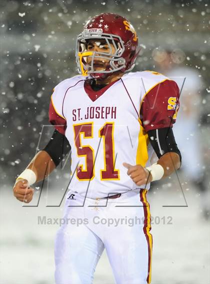 Thumbnail 1 in St. Joseph vs. Hillhouse (CIAC Class M Quarterfinal) photogallery.