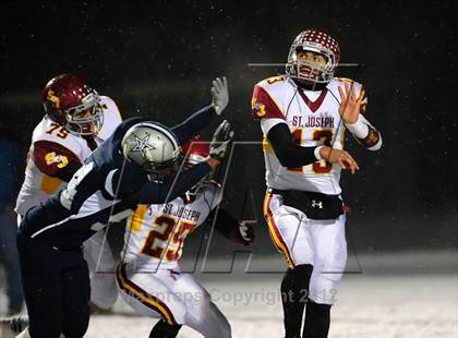 Thumbnail 2 in St. Joseph vs. Hillhouse (CIAC Class M Quarterfinal) photogallery.