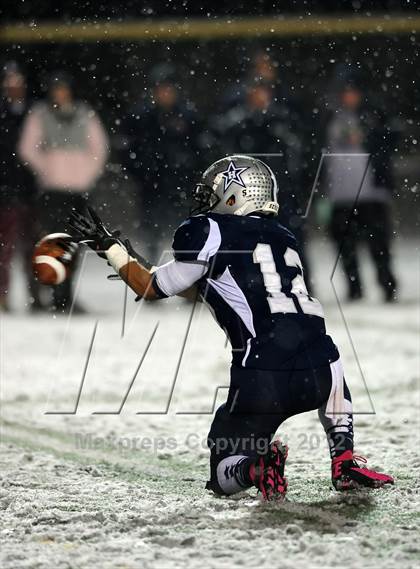 Thumbnail 1 in St. Joseph vs. Hillhouse (CIAC Class M Quarterfinal) photogallery.