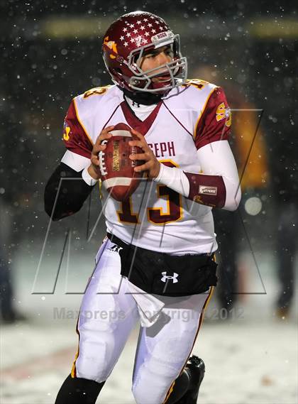 Thumbnail 1 in St. Joseph vs. Hillhouse (CIAC Class M Quarterfinal) photogallery.