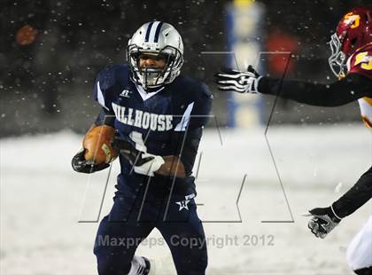 Thumbnail 2 in St. Joseph vs. Hillhouse (CIAC Class M Quarterfinal) photogallery.
