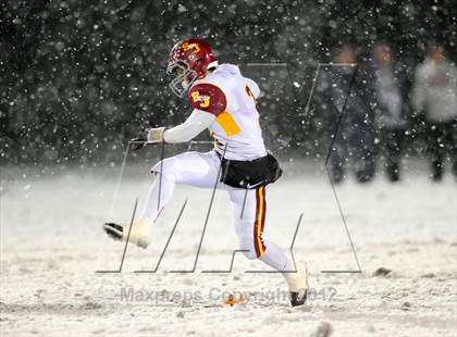 Thumbnail 3 in St. Joseph vs. Hillhouse (CIAC Class M Quarterfinal) photogallery.