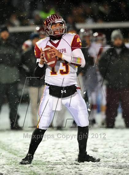 Thumbnail 1 in St. Joseph vs. Hillhouse (CIAC Class M Quarterfinal) photogallery.