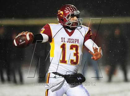 Thumbnail 2 in St. Joseph vs. Hillhouse (CIAC Class M Quarterfinal) photogallery.