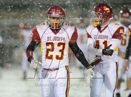 Thumbnail 3 in St. Joseph vs. Hillhouse (CIAC Class M Quarterfinal) photogallery.