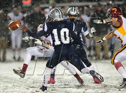 Thumbnail 2 in St. Joseph vs. Hillhouse (CIAC Class M Quarterfinal) photogallery.