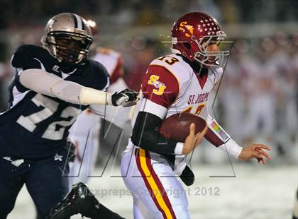 Thumbnail 3 in St. Joseph vs. Hillhouse (CIAC Class M Quarterfinal) photogallery.