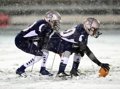 Thumbnail 3 in St. Joseph vs. Hillhouse (CIAC Class M Quarterfinal) photogallery.