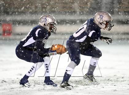 Thumbnail 1 in St. Joseph vs. Hillhouse (CIAC Class M Quarterfinal) photogallery.