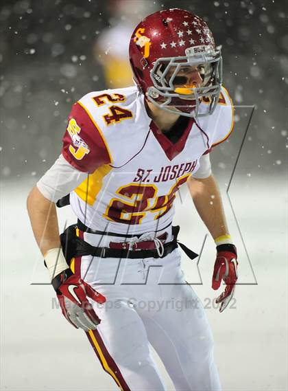Thumbnail 2 in St. Joseph vs. Hillhouse (CIAC Class M Quarterfinal) photogallery.