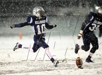 Thumbnail 2 in St. Joseph vs. Hillhouse (CIAC Class M Quarterfinal) photogallery.