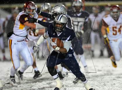 Thumbnail 2 in St. Joseph vs. Hillhouse (CIAC Class M Quarterfinal) photogallery.