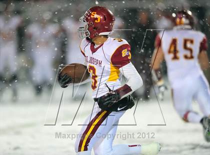 Thumbnail 3 in St. Joseph vs. Hillhouse (CIAC Class M Quarterfinal) photogallery.