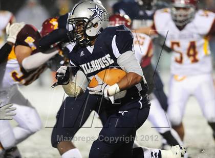 Thumbnail 1 in St. Joseph vs. Hillhouse (CIAC Class M Quarterfinal) photogallery.