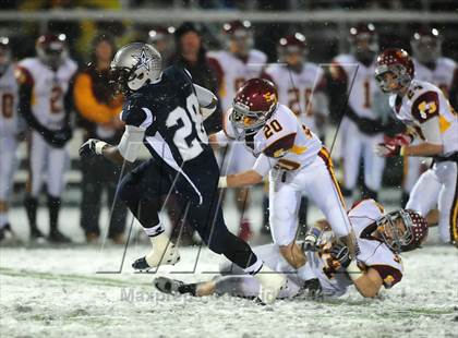 Thumbnail 3 in St. Joseph vs. Hillhouse (CIAC Class M Quarterfinal) photogallery.