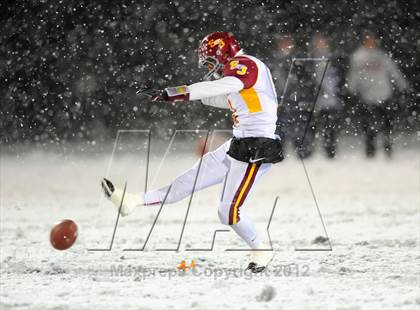 Thumbnail 2 in St. Joseph vs. Hillhouse (CIAC Class M Quarterfinal) photogallery.