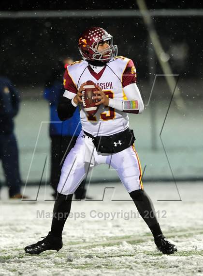 Thumbnail 3 in St. Joseph vs. Hillhouse (CIAC Class M Quarterfinal) photogallery.