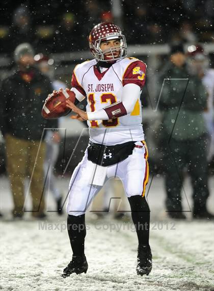 Thumbnail 1 in St. Joseph vs. Hillhouse (CIAC Class M Quarterfinal) photogallery.