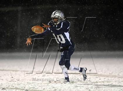 Thumbnail 3 in St. Joseph vs. Hillhouse (CIAC Class M Quarterfinal) photogallery.